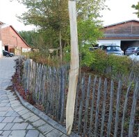 Spaltpfahl Kastanie Höhe 180cm, Umfang 26/32, mit Spitze, angegraut