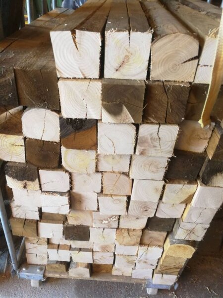 Vierkantpfosten Kastanie 80cm Länge 8x8, grau