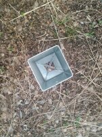Einschlagbodenhülse für Vierkantpfosten 8x8cm...