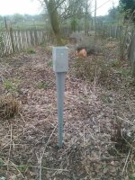Einschlagbodenhülse für Vierkantpfosten 8x8cm eckiges Holz