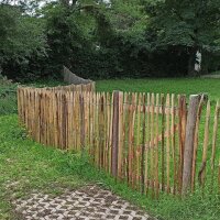 Zauntor mit verschraubten Querriegeln. Ohne Beschläge und Pfosten