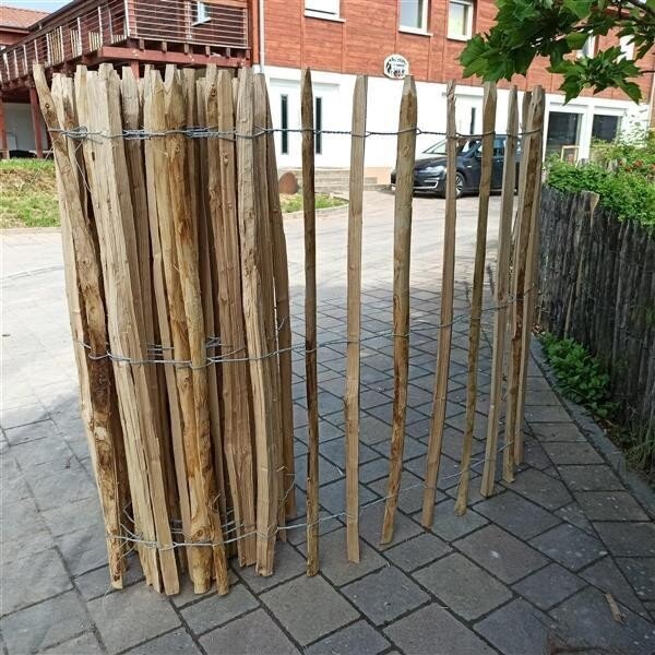 Proline Staketenzaun Kastanie 120 cm hoch, 1 m-Schnittware bis max 9m Länge, Lattabstand ca 8-10cm